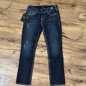 NWT! Silver Jeans Co Women's Suki Curvy fit Mid Rise Straight Leg Jeans W29 L30